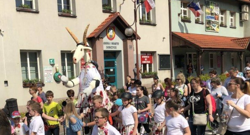 Zdjecie archiwalne: VII Wypas Kóz w Dobczycach
