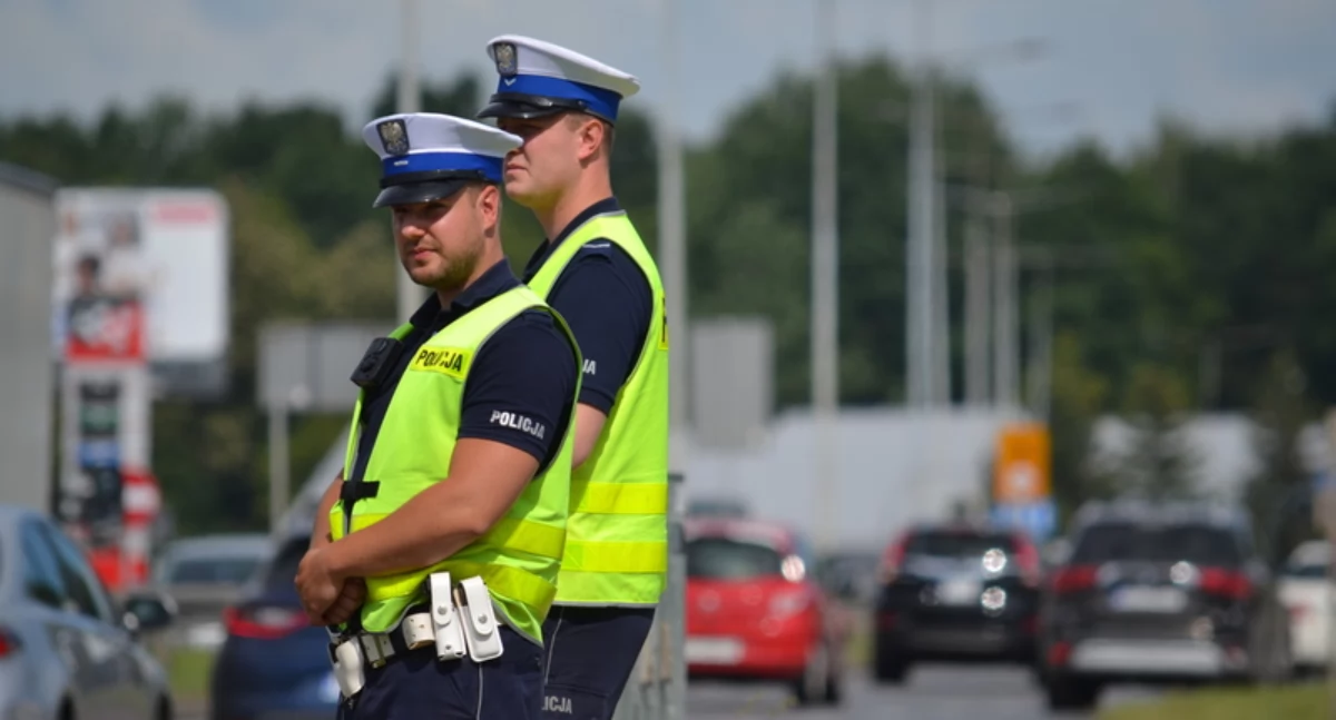Komunikaty policji, Podsumowanie pierwszego miesiąca wakacji małopolskich drogach - zdjęcie, fotografia