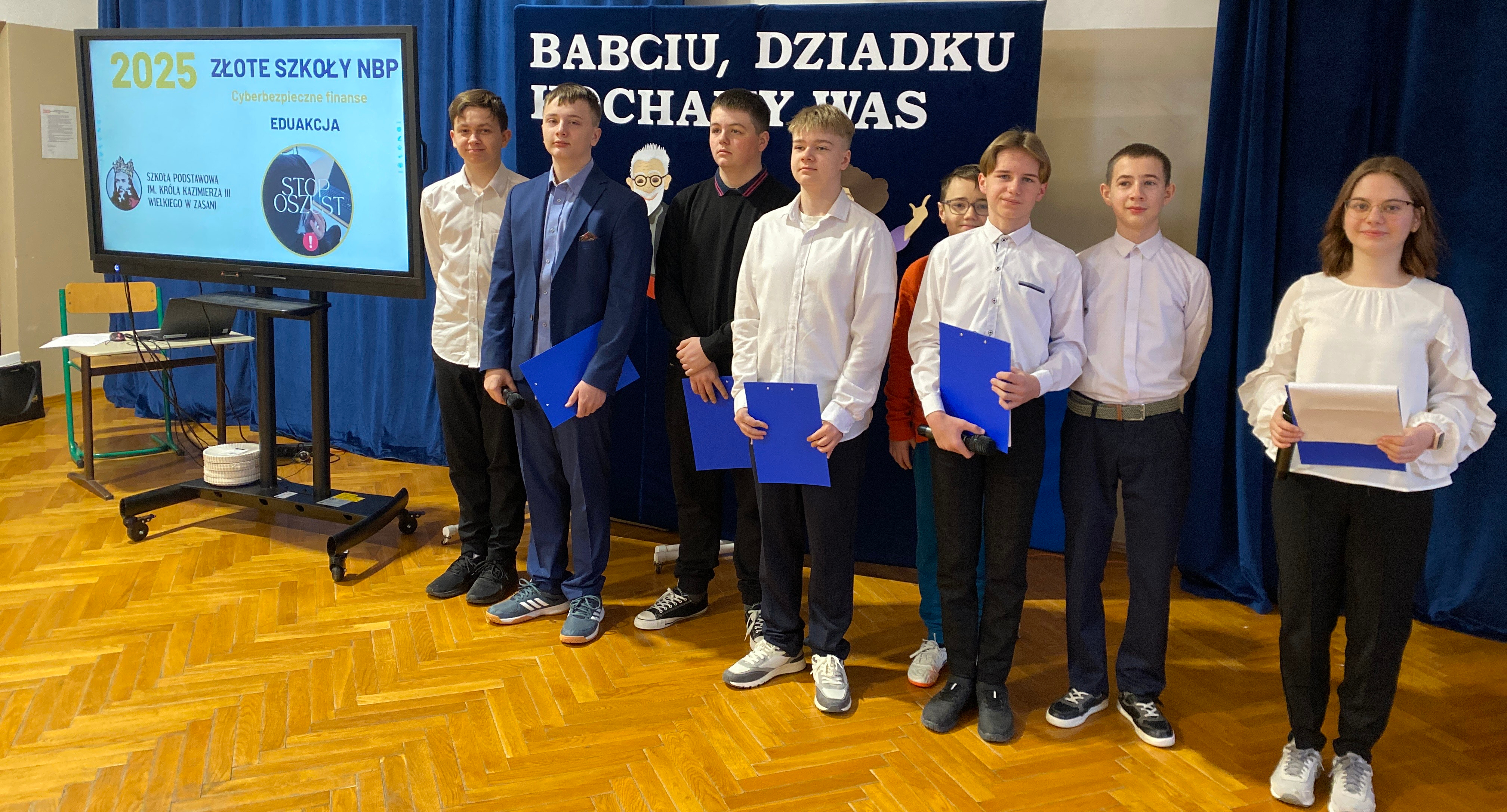 FOTO: Szkoła Podstawowa w Zasani 