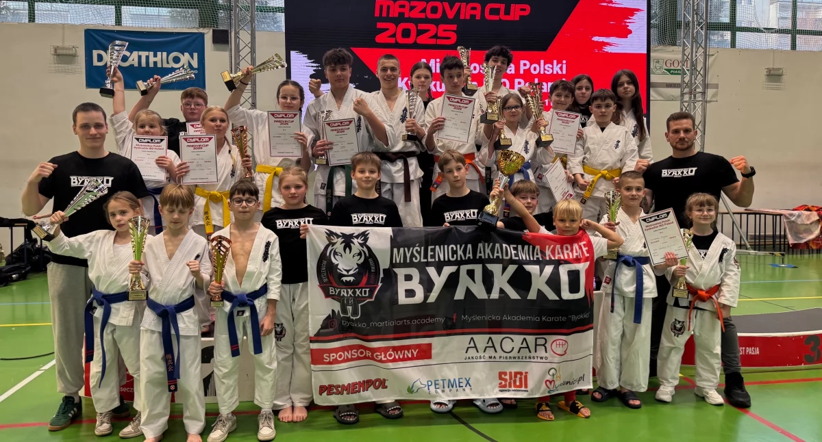 Foto główne i galeria:  Myślenicka Akademia Karate “Byakko