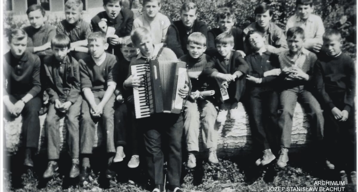Perły Myślenic, Perły Myślenic Piesza wycieczka ministrantów sprzed ponad - zdjęcie, fotografia