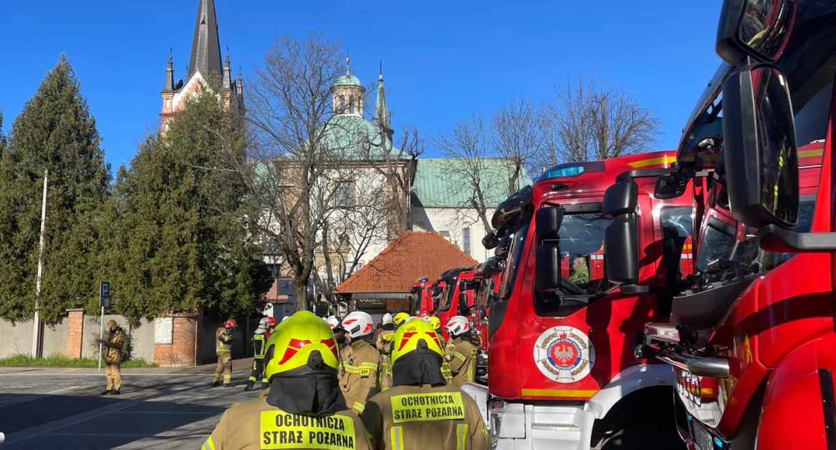 Straż pożarna , Ćwiczenia straży pożarnej Sanktuarium Matki Bożej Myślenickiej [VIDEO GALERIA ZDJĘĆ] - zdjęcie, fotografia