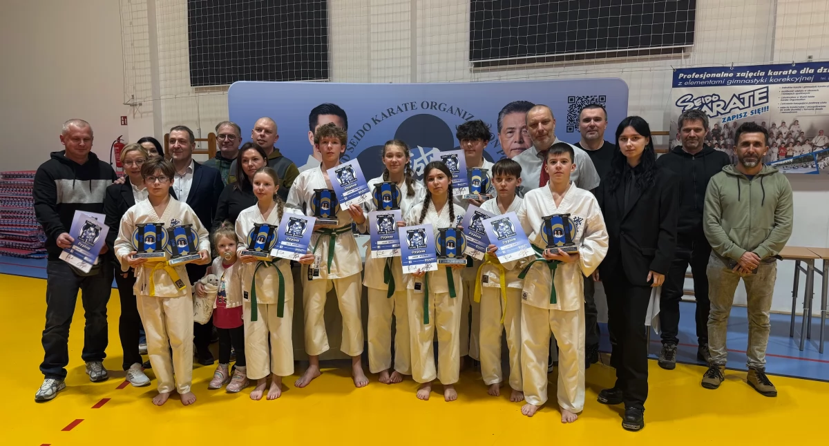 Pozostałe, Mocna myślenicka reprezentacja Ogólnopolski Turniej Juniorów Seido Karate - zdjęcie, fotografia
