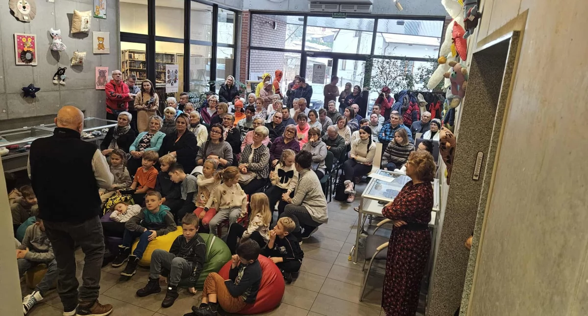 Wystawy, Myślenice Tischner misie bibliotece Światowym Pluszowego Misia - zdjęcie, fotografia