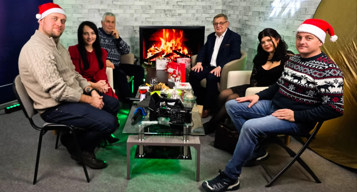 Mieszkańcy , Życzenia świąteczne wszystkich widzów Myślenice - zdjęcie, fotografia