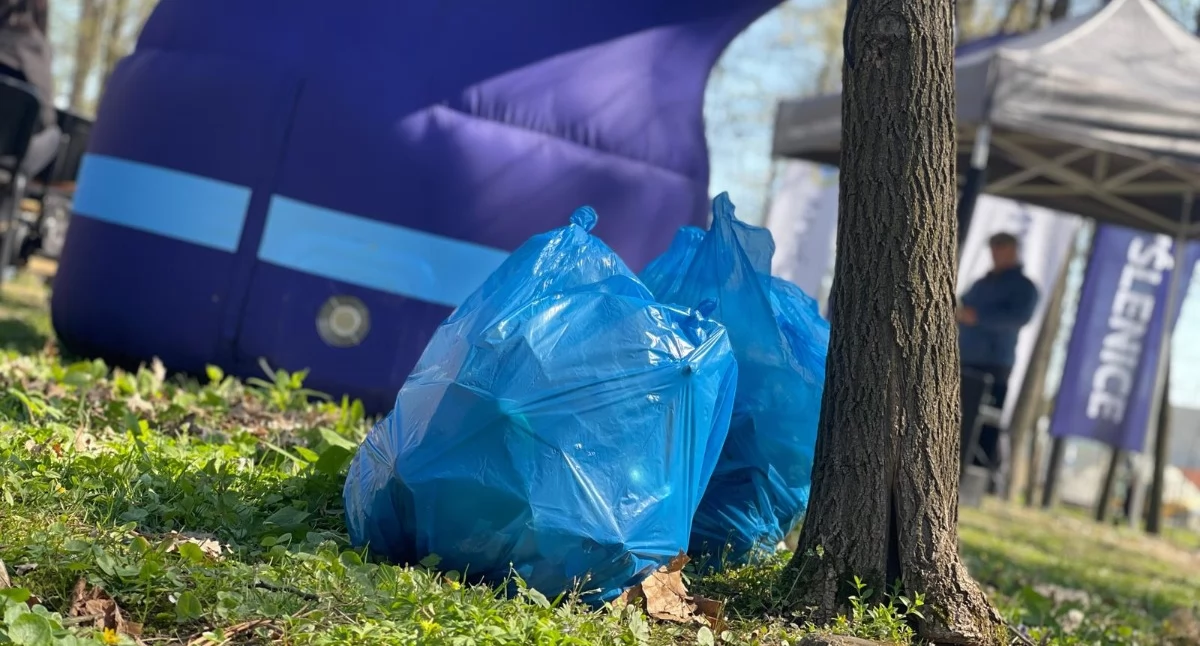 Mieszkańcy , Wiosenne porządki Myślenicach Mieszkańcy ruszyli teren Dzień Ziemi [GALERIA ZDJĘĆ] - zdjęcie, fotografia