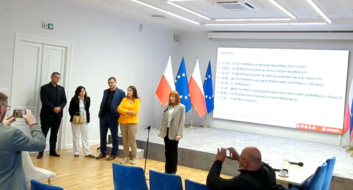 Mieszkańcy , posiedzenie zespołu Kraków Myślenice - zdjęcie, fotografia