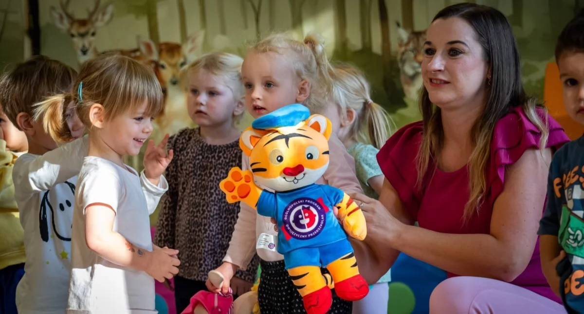 Edukacja szkoły, Myślenice rozwijają dwujęzyczną edukację żłobka przedszkole - zdjęcie, fotografia