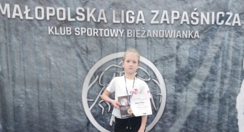 Zdjęcie: Jakub Tomera - medalista Małopolskiej Ligi Zapaśniczej