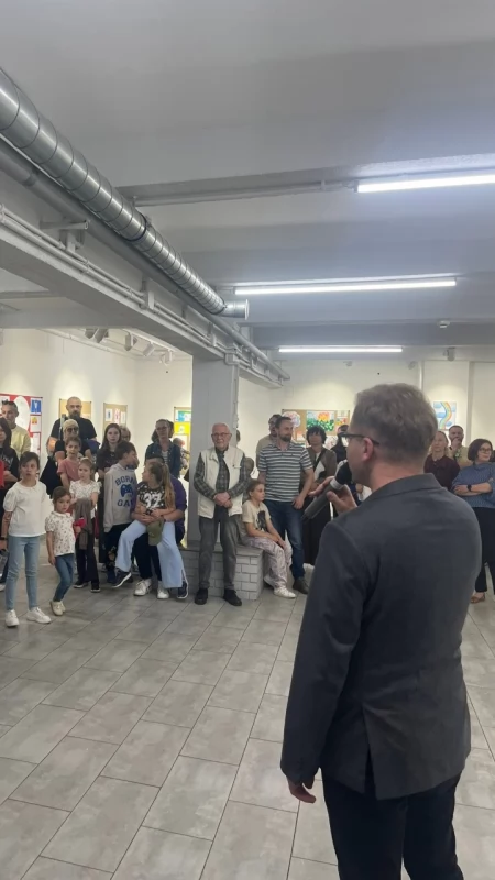 Małe dzieła wielkich wyobraźni. Wyjątkowa wystawa w Myślenickim Ośrodku Kultury i Sportu