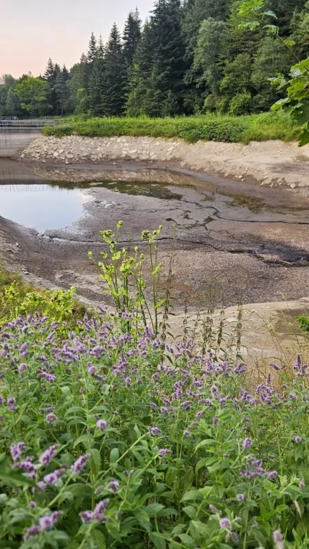 W związku z sytuacją hydrologiczną w Sułkowicach odbyło się posiedzenie Gminnego Zespołu Zarządzania Kryzysowego 