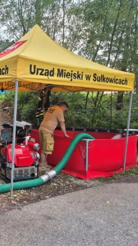 Awaryjny pobór wody z Harbutówki pod lupą. Sułkowice i Wody Polskie różnią się w ocenie działań [GALERIA ZDJĘĆ]