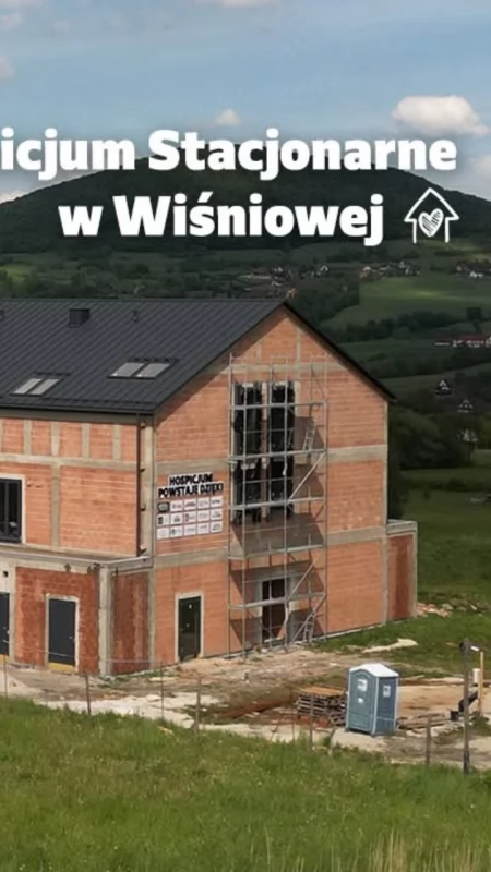 35 lat czekania na hospicjum? Fundacja mówi wprost: sami nie damy rady dokończyć budowy