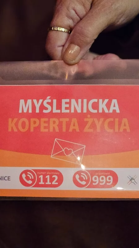 Myślenicka Koperta Życia – niewielka koperta, ale ważna sprawa. Jej zawartość może pomóc uratować życie