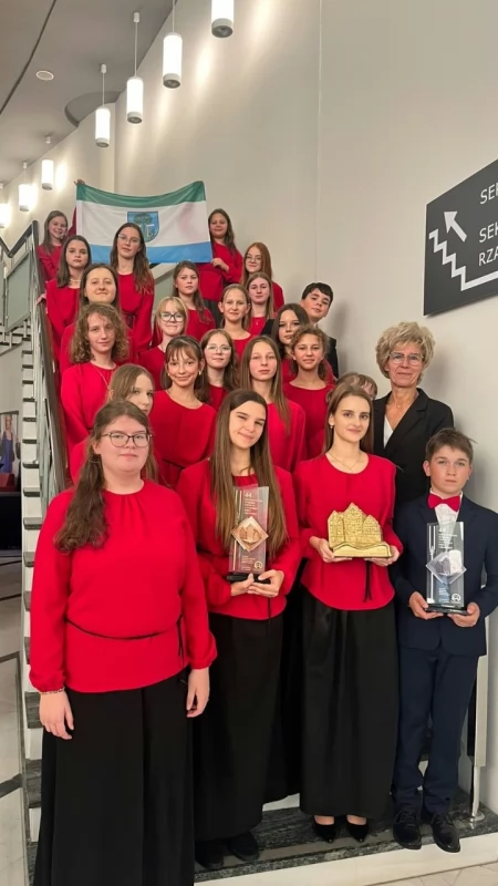 Z Myślenic na Sycylię! Wielki sukces Zespołu Wokalnego Cantata na ogólnopolskim konkursie w Bydgoszczy !