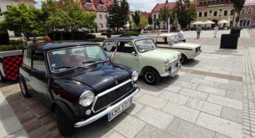 Motoryzacyjne mini perełki już po raz jedenasty zjechały do Myślenic