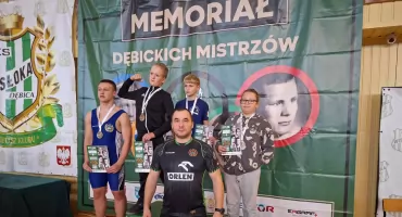 Zawodnicy KS Dalin Myślenice wrócili z Dębicy z medalami !