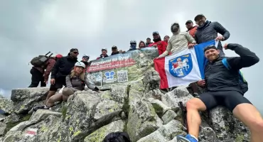 Rysy zdobyte, ale zbiórka funduszy na budowę Neurośrodka nadal trwa !