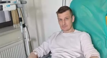 Pomóżmy Bogdanowi z Sieprawia zawalczyć o czas, o kolejne lata z rodziną i o nadzieję, której dziś tak bardzo potrzebuje . . .