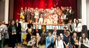 Dziady w Wiśniowej. Narodowe Czytanie połączyło literaturę, teatr, muzykę a nawet . . . kulinaria 